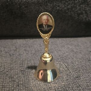 Fort | Dwight D. Eisenhower Vintage Crystal Tone Hand Bell